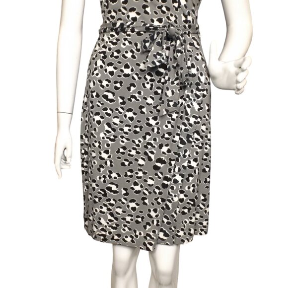 DIANE VON FURSTENBERG Wrap Dress, 8, New Yatzi Short, Spotted Floral Cat, Grey - Picture 4 of 16